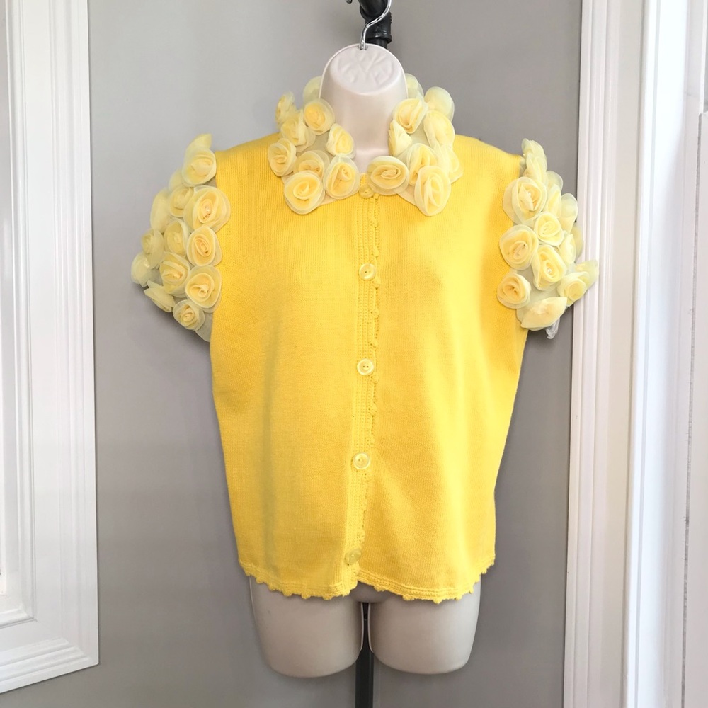 Vintage Michael Simon Short Sleeve Tulle Roses Cardigan Sweater ~ Women’s Medium